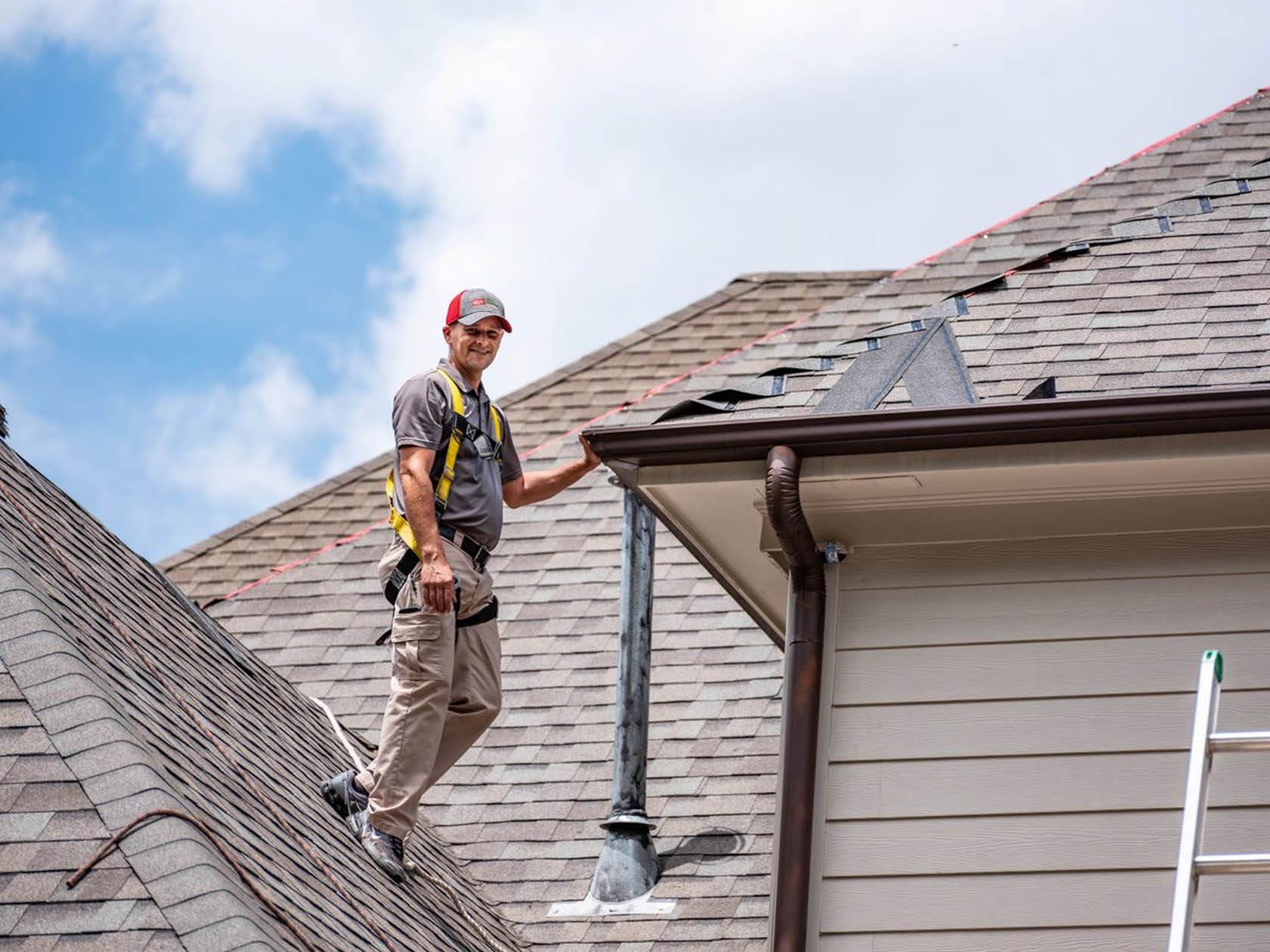 The Benefits of Regular Roof Maintenance